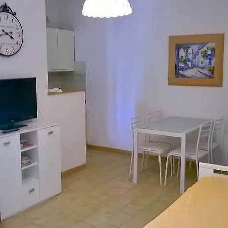 Giotto Apartment *